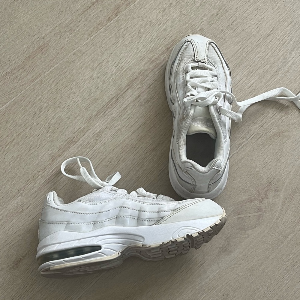 Stylish White Nike Sneakers